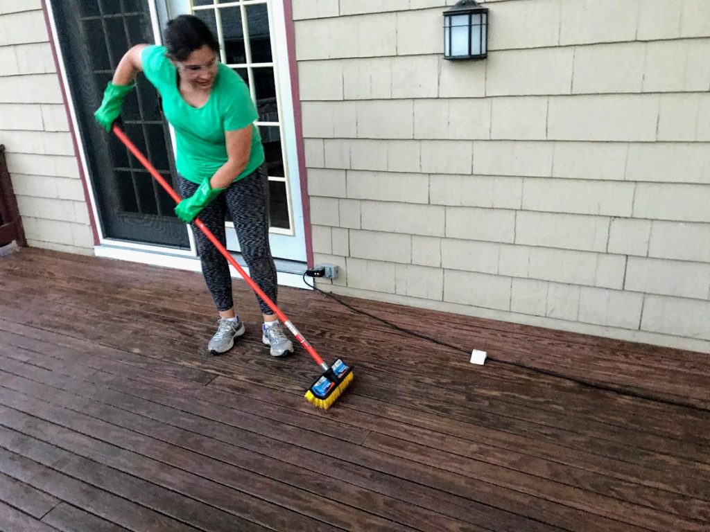 Restoring old deck using Behr wood stain and finish remover