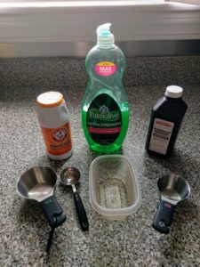 Combine just these 3 ingredients for a clean and sparkling tub   #brendidblog #Palmolive #bakingsoda