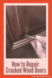 How to fix cracks in old doors using wood putty easily and simply #DIYfix #simplerepair #wooddoor