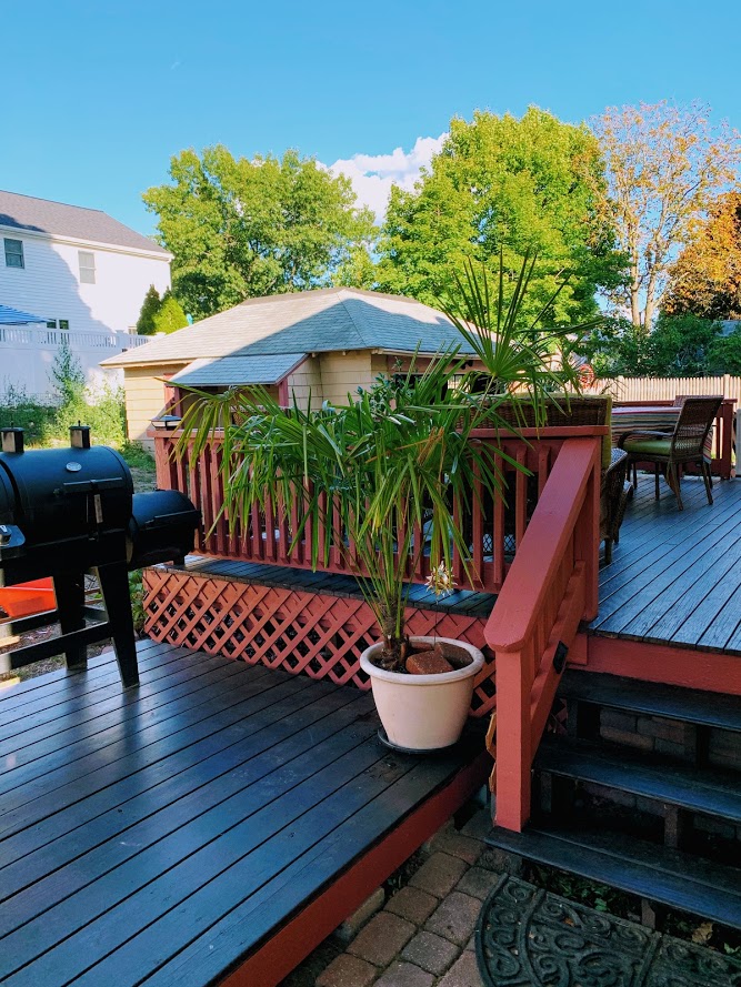DIY backyard projects - Restoring an old deck