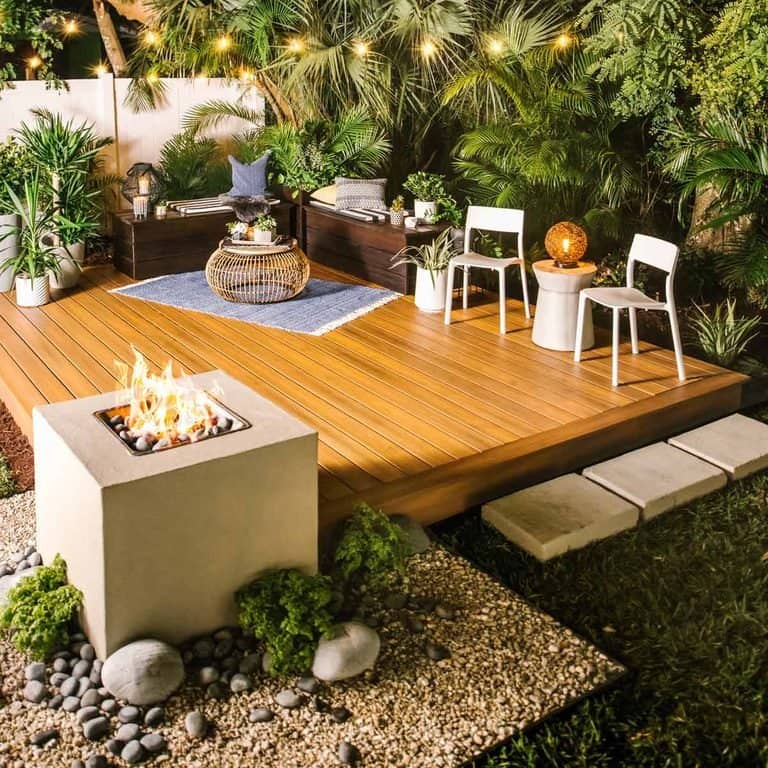 Family Handyman floating deck landscaping ideas. Courtesy of https://www.familyhandyman.com/project/how-to-build-a-platform-deck/