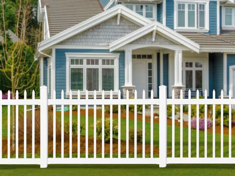 Buy no dig fence and DIY a fence with amazing curb appeal Nantucket WamBam fence #curbappeal #fencing #nodigfence #wambam