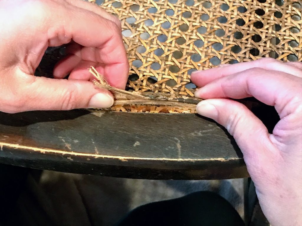 How to Remove Spline from Caned Chair #canedfurniture