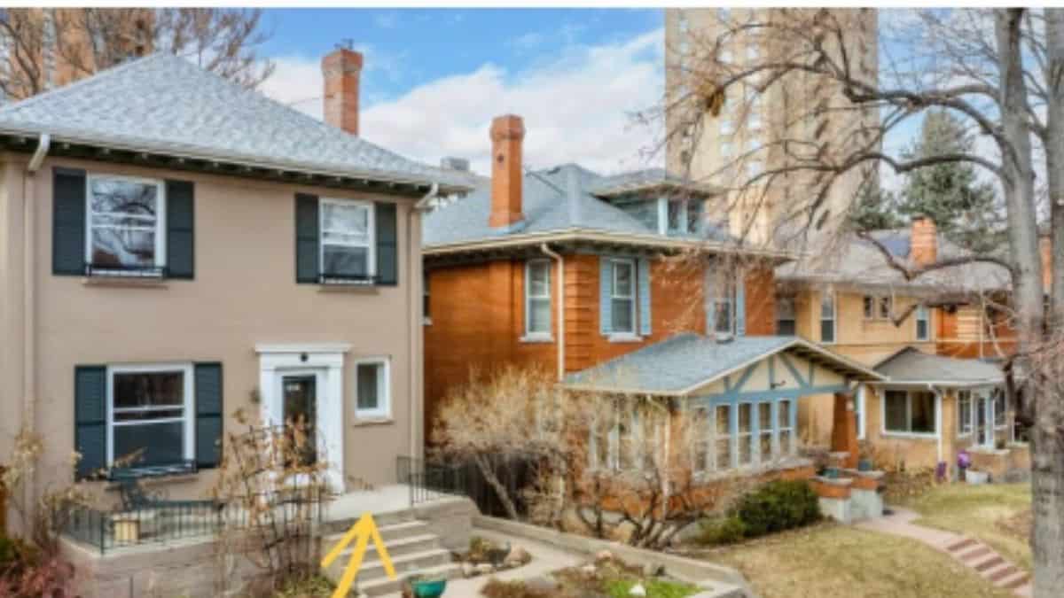 Photo of typical streetcar suburbs from terrabyte4all on Instagram