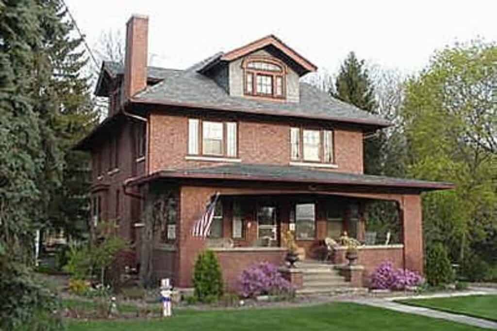 exterior of a beautiful American Foursquare B&B located in Wisconsin